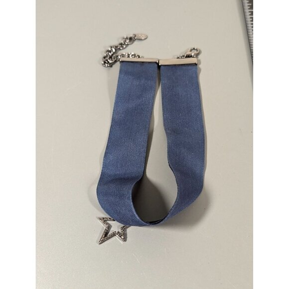 ZARA Blue Velvet Choker Necklace Rhinestone Star Charm Pendant Necklace 15 in - Picture 8 of 10